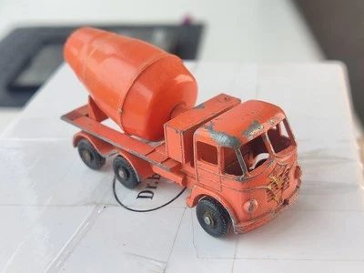 Matchbox Foden Betoniera n. 26 binari arancione Inghilterra pressofuso auto v... - Immagine 1 di 4