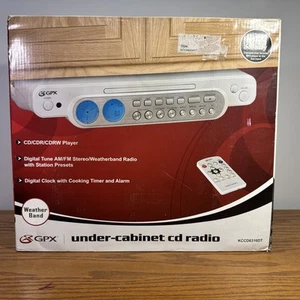 Vintage GPX Spacesaver Under Counter AM/FM Radio Alarm Clock D810 New Open Box - Picture 1 of 7
