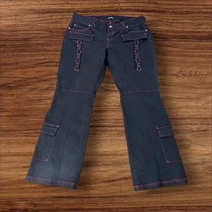 Hot Topic schwarz rote Nähte Cargo Schlaghose Punk Goth Y2K Größe 22 - Bild 1 von 8