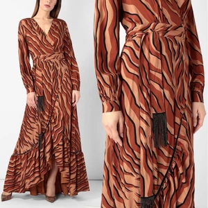 VESTIDO JUST CAVALLI DE ROBERTO CAVALLI VESTIDO CEBRA ENVOLVENTE FLECOS CINTURÓN VESTIDO $785 38 2 - Imagen 1 de 15