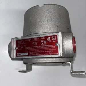 Akron Electric Inc. Cat No 2430-0021 - Bild 1 von 3