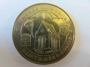 MONNAIE DE PARIS MUSEUM AIRBORNE SAINTE MUTTER KIRCHE 2010 - Bild 1 von 2