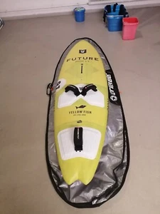 Future Fly Yellow Fish 2022 97 Liter Neu nur Finnen montiert - kein Wasserkontak - Bild 1 von 17