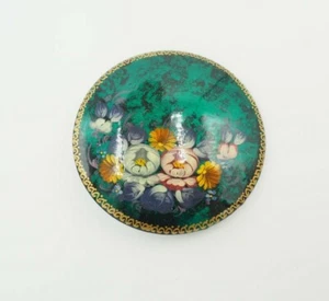 Broche de laca de colección de laca de flores abstractas soviéticas pintado verde - Imagen 1 de 5