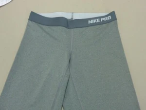 110 WOMENS EX-COND NIKE PRO COMPRESSION GREY 3/4 PANTS SZE XSML $70 RRP. - Picture 1 of 7