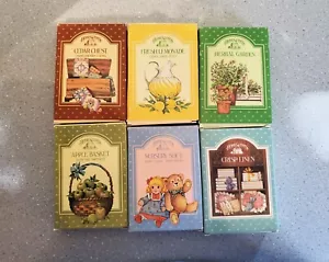 Cartucce fragranze Avon NOS - Set di 6 - per fragranze Avon Mood Home - Foto 1 di 5