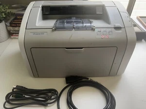 Imprimante de bureau laser monochrome groupe de travail HP LaserJet 1020 Q5911A BON - Photo 1/11