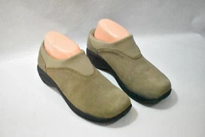 Covington Shoes Slip-Ons Taupe Size 7.5 Women's New - Picture 1 of 9