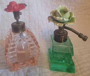 Vtg Set Of 2 Rose Top Perfume Bottles Green Lucite And Pink Glass - Picture 1 of 16