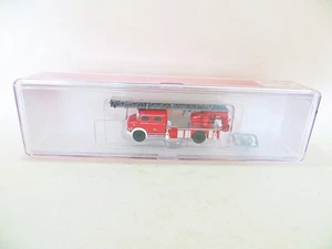BREKINA 47073 'Mercedes-Benz L1519 DLK 30 FIRE ENGINE' RED. HO/1:87. MIB/BOXED - Picture 1 of 6