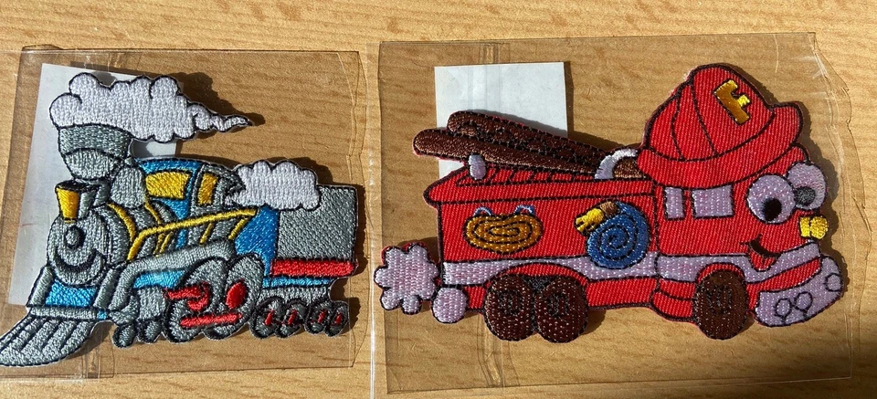 2 St. Transfer, Patch, Applikation, Aufbügler, Aufnäher  "Feuerwehr“ Und Zug - Bild 1 von 1