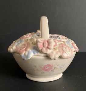 Cesta pequeña de rosa de té Pfaltzgraff de colección con tapa para soporte para huevos Devild 12039A nueva sin caja - Imagen 1 de 9