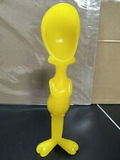 Vintage Jokari 1999 Warner Brothers Tweety Bird Yellow Plastic Ice Cream Scoop