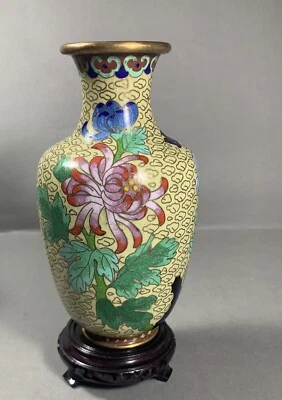 Vintage Chinese Cloisonné Enamel Vase Jar Gold Chrysanthemum Floral Bird - Image 1 of 4