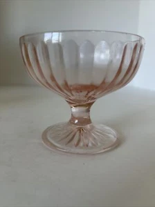 Taza Sherbet cristalería óptica rosa depresión vintage - Imagen 1 de 8