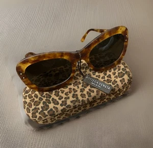 Vtg. Desginer BOTTEGA VENETA Italy Sunglasses Tortoise Look Leopard Brown Matte - Picture 1 of 15