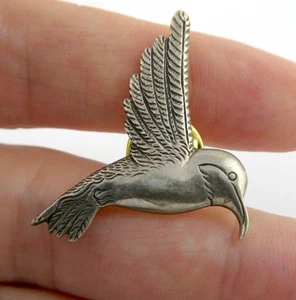 Spilla colibrì firmata vintage a mano e martello H&H in argento sterling 3,5 g 1,25 pollici - Foto 1 di 10