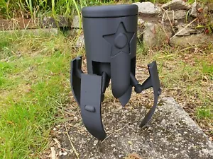 Fallout 76 Liberator Robot Life Size Replica Prop 3D Printed Plant Pot - Picture 1 of 16