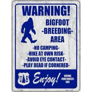 Warning Bigfoot Breading Area Parking Sign 9"x 12" for Home Wall Door Garage - Picture 1 of 1