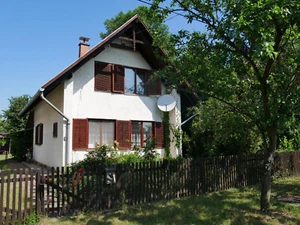 Schönes Ferienhaus in der Theiß Seeregion u Puszta-Nationalpark - Bild 1 von 16