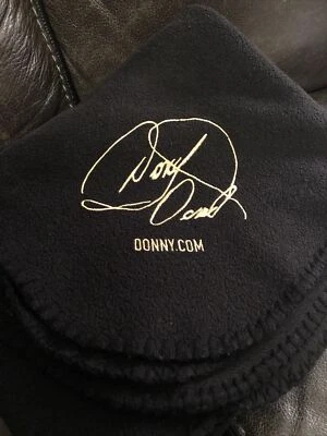 Donny Osmond Fleece Black Throw Blanket Embroidered Gold Autograph Donny.com - Image 1 of 4