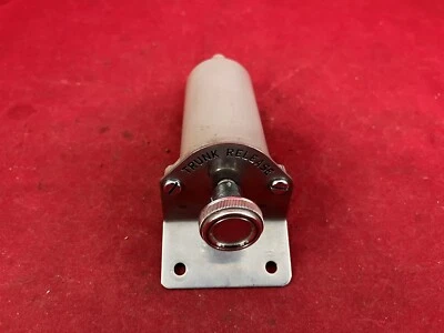 Interruptor de tração de liberação do porta-malas a vácuo 1963-1964 GM Buick/Chevrolet/Oldsmobile - Imagem 1 de 4