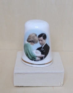 Fine Bone China Thimble Birth Prince William Prince Wales England (69) - Picture 1 of 3