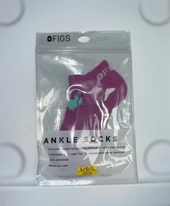 FIGS Womens Awesome Nurse Ankle Socks Figs Scrubs ankel socks trauma llama Large - Imagen 1 de 7