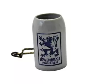 Vintage Lowenbrau München Mini grau Bier Stein Becher 3/4" hoch Charm Pin - Bild 1 von 6