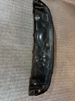 Carcaça de microfiltro BMW 325XI 2004 - Imagem 1 de 4