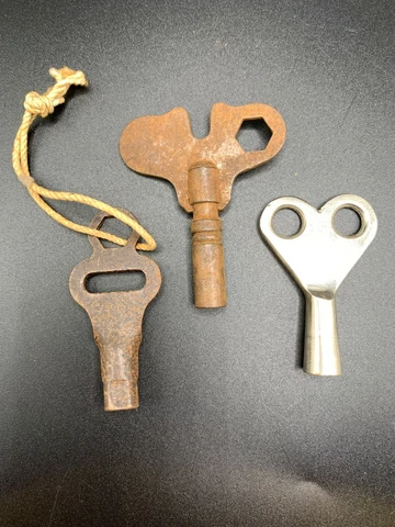 Antique lot of 3 rollerskate keys steel iron brass around small mixed lot Cover
