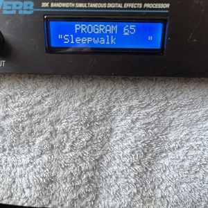 ALESIS QUADRAVERB PLUS.  PERFECT SHADOWS ECHOES - Picture 1 of 5