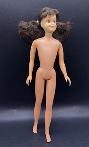 Vintage Barbie 1965 Skooter Straight Leg Brunette Nude TLC - Picture 1 of 24