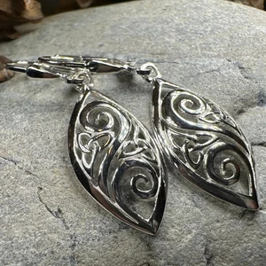 NEW Solid Sterling Silver Ladies Trinity Knot Earrings Leverback Irish Scottish - Picture 1 of 8