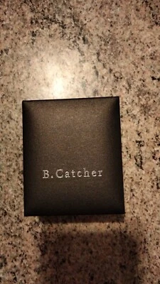 Catenina con perla color argento - nuovo ancora con plastica interna alla scatol - Immagine 1 di 3