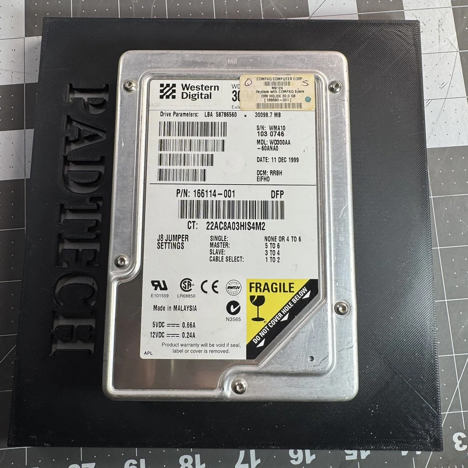 Vintage Western Digital WD300AA-60ANA0 IDE 30GB 3.5'' Hard Drive HHD TESTED - Image 1 of 4