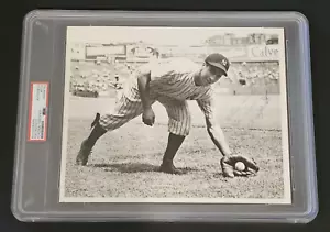 PHIL RIZZUTO Signed Inscribed 8x10 PRESS Photo-HALL OF FAME-NEW YORK YANKEES-PSA - Picture 1 of 7