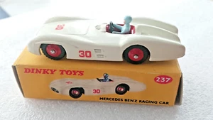 Vintage Dinky Toys 237 Mercedes Benz Racing Car White Blue Driver Used Boxed - Picture 1 of 12