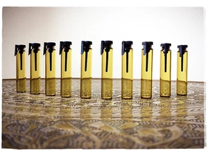 10 bis 560  leere Aromagläser ☆ Parfumproben 2 ml braun mit Riechstab ☆ Schwarz - Bild 1 von 2