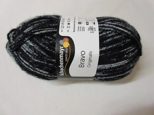 "Bravo" di Schachenmayr 50 g, filato a tutto tondo, filato sintetico, col. 8355 (nero-w) - Foto 1 di 1