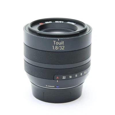 Carl Zeiss Touit 32mm F/1.8 (for Fuji X mount) #310 - Image 1 of 4