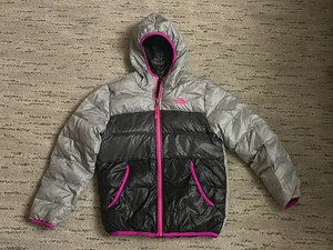 The North Face Puffer Jacket Girls Large Gray Black Reversible 550 Down Fill - Picture 1 of 8