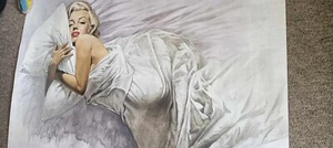 Im Bett mit Marilyn Monroe 39'' x 27 1/2 '' Kunstbild Druck - Bild 1 von 4