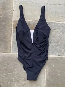 Black One Piece D Cup V Neck maryan Euc Size 12 - Picture 1 of 13