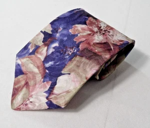 Vtg Van Heusen Classic Collection Mens Neck Tie Silk Floral Blue Pink 90s - Picture 1 of 6