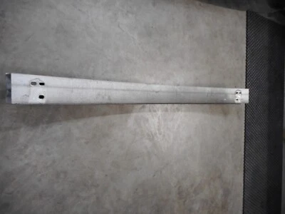 2002 LEXUS RX300  REAR BUMPER REINFORCEMENT Foto 1 de 4