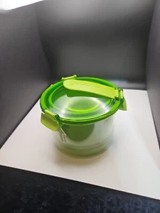 Guac-Lock Guacamole Container - Doubles as a Container & Serving Dish@3 - Picture 1 of 12