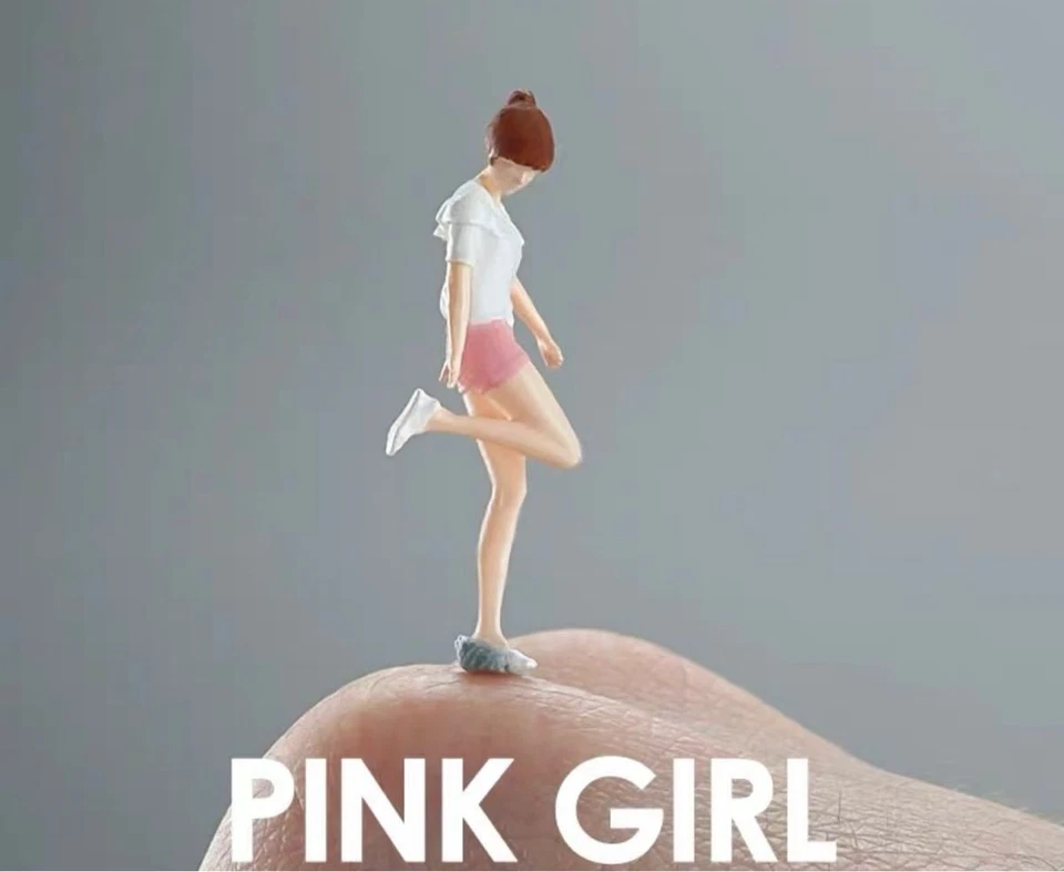 Rara figura el scala 1/64 per auto in miniatura, garage, ecc. Ragazza rosa... - Immagine 1 di 1