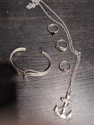 银首饰套装 - 1 手链,1 项项链和 3 戒指 1 .925 银 — 第 1/4 张图片