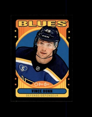 #232 Vince Dunn St. Louis Blues 2021-22 O-Pee-Chee Retro Black Border /100 - Image 1 of 2